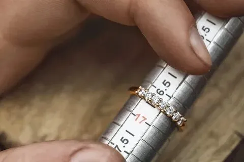 What is the easiest way to measure ring size at home?